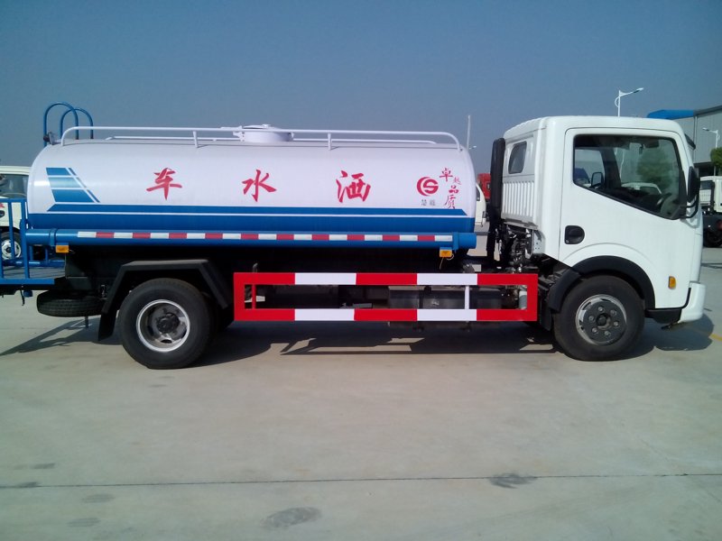 专用汽车制造：如何突破重围赢得市场